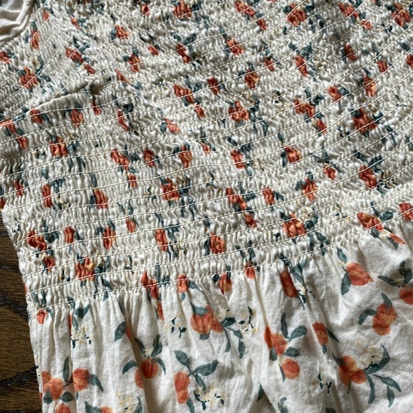 Abercrombie & Fitch Peach Blouse - Picture 2 of 4